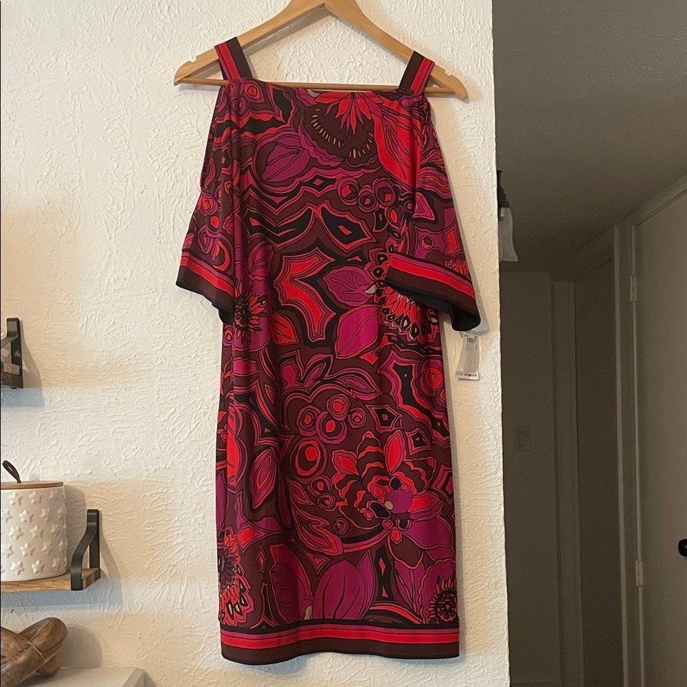 NWT Trina Turk Red and Black Floral Midi Dress Size Small